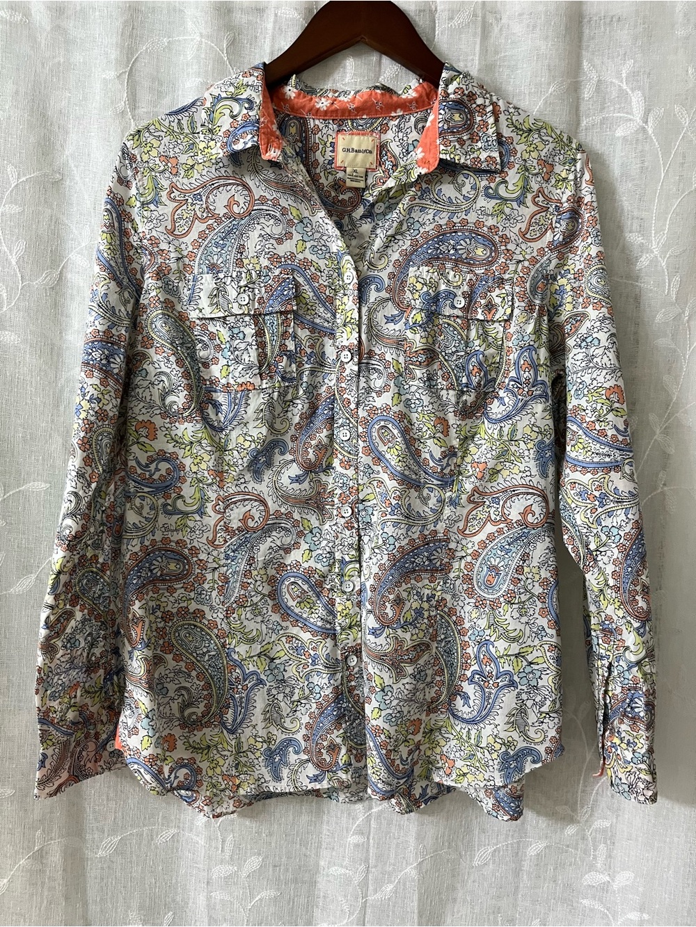 G.H. Bass & Co. White Paisley Button-Down Shirt Size XL